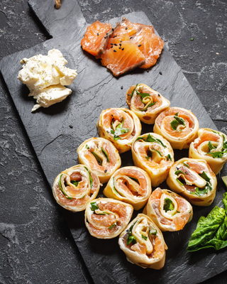 Canapes crema de salmón