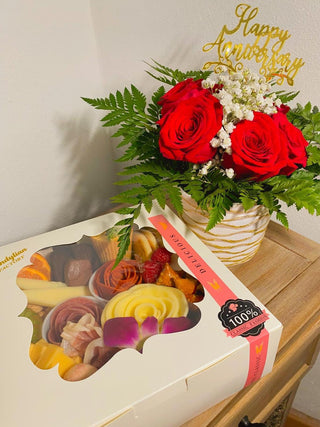 Arreglo de rosas con Charcutería